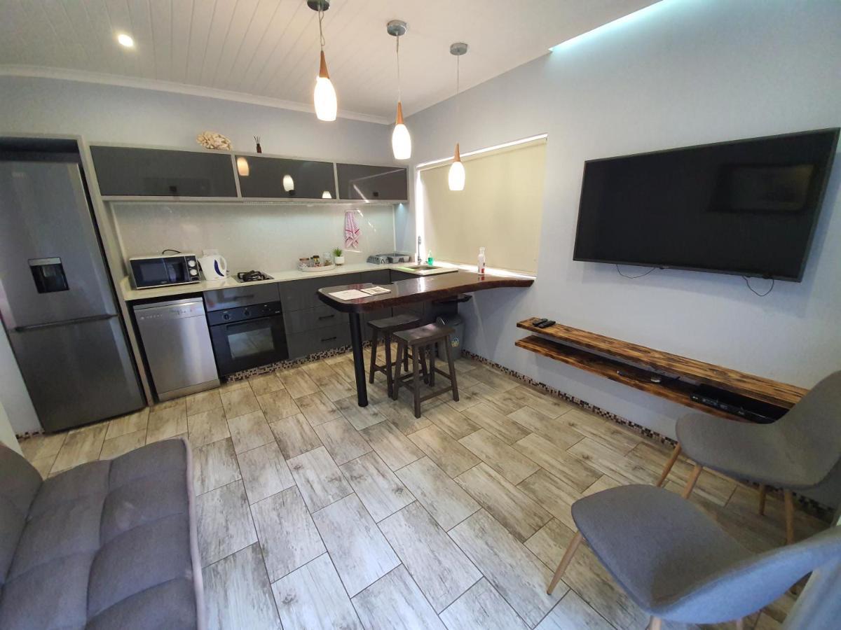 On Gillian Unit 1 Apartment